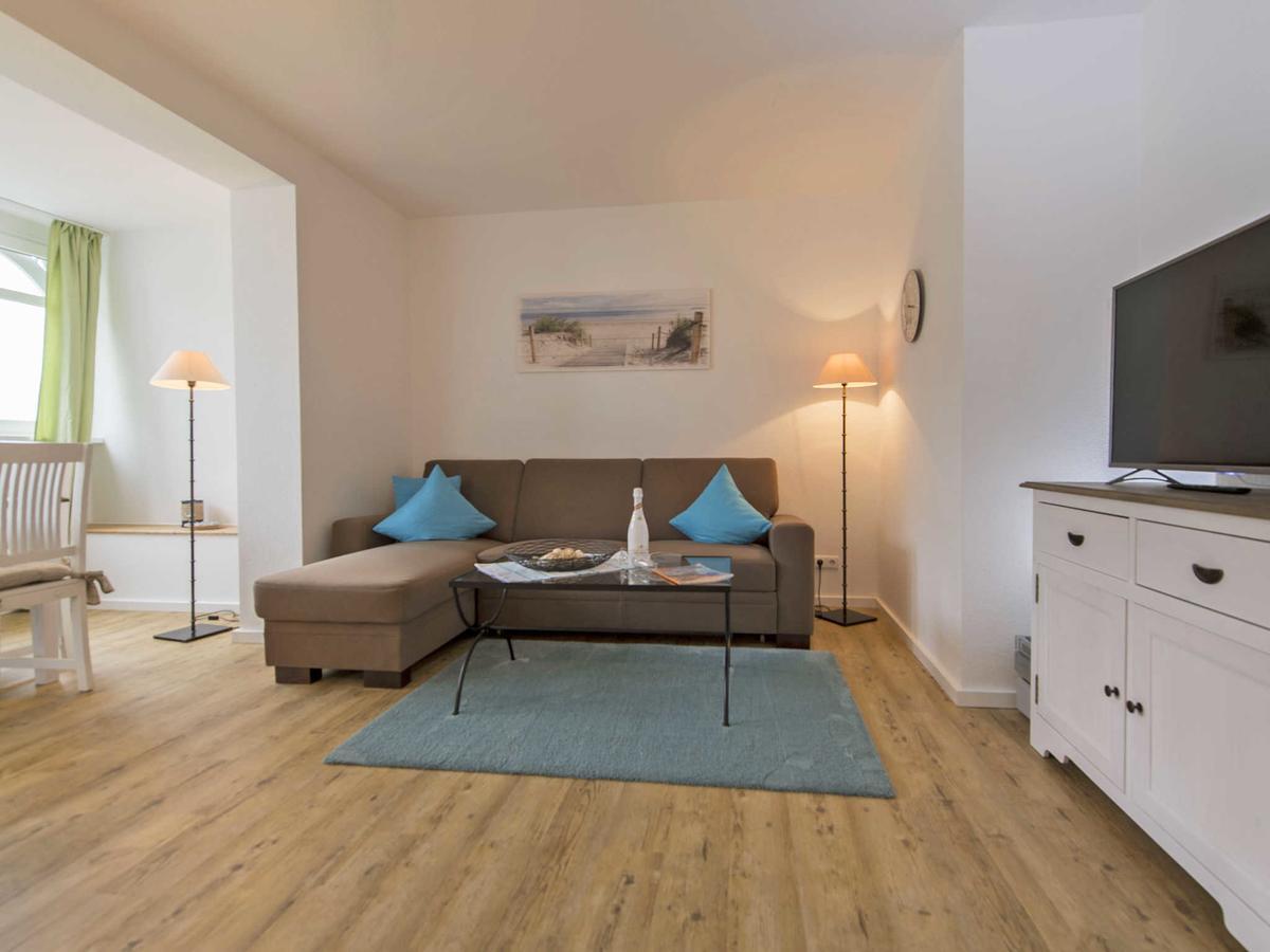 Villa Freia In Binz - Wg 11 Mit Meerblick Und Balkon Exterior photo